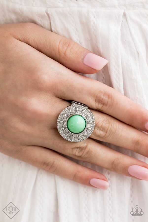 Treasure Chest Shimmer Ring - Green