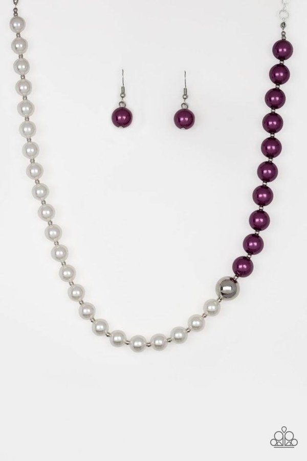 Pearl Necklace. - White/Purple 
