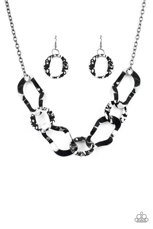 Necklace - Black and White